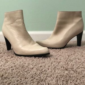 Nine West white booties
